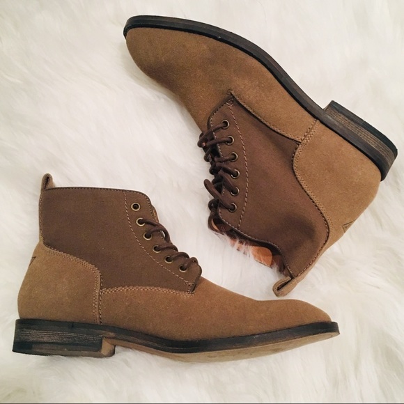 Guess Other - Guess Men’s Tan Suede Chukka Boots Sz 10